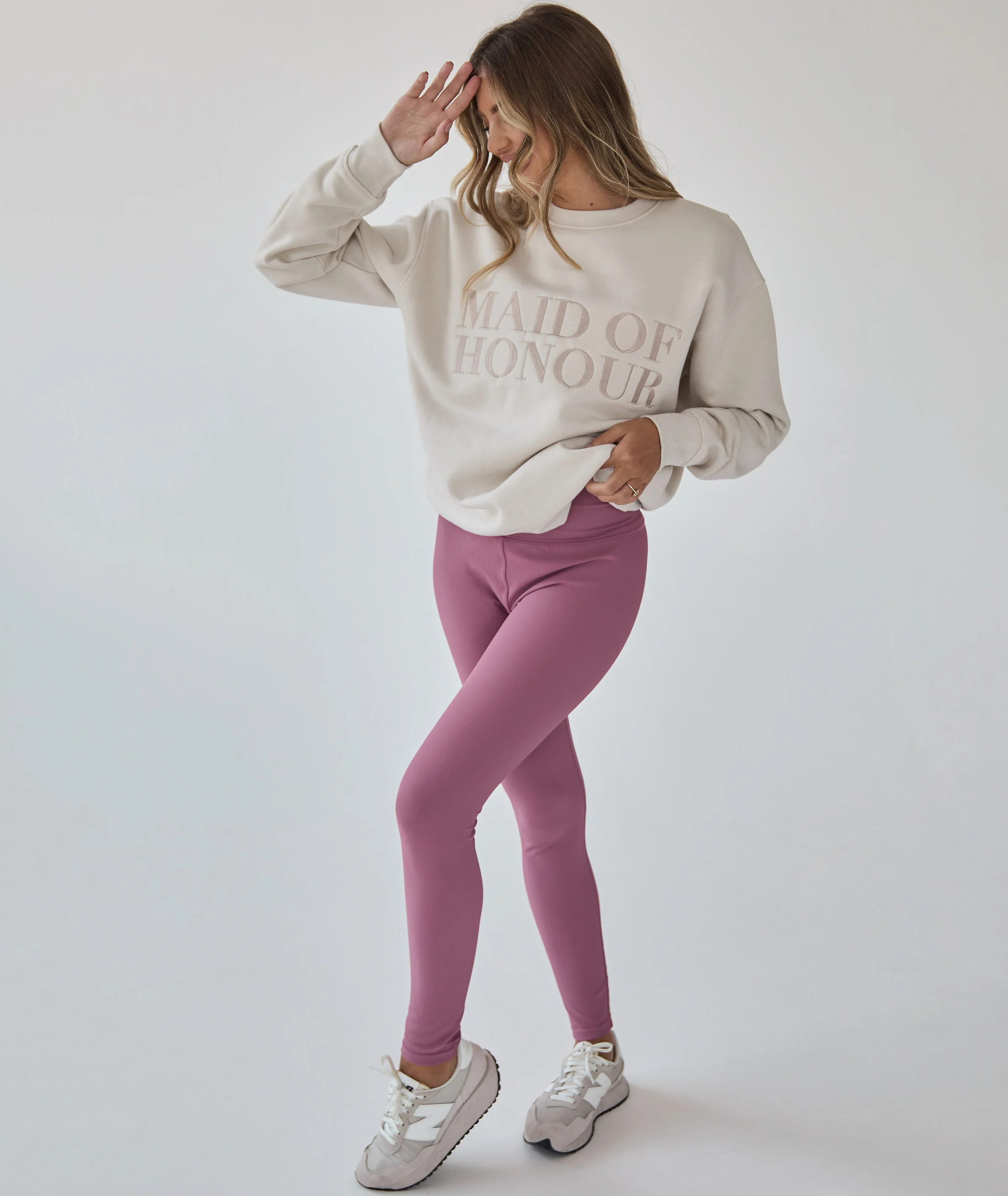 Maid of Honour Statement Sweatshirt - Champagne - Image 3