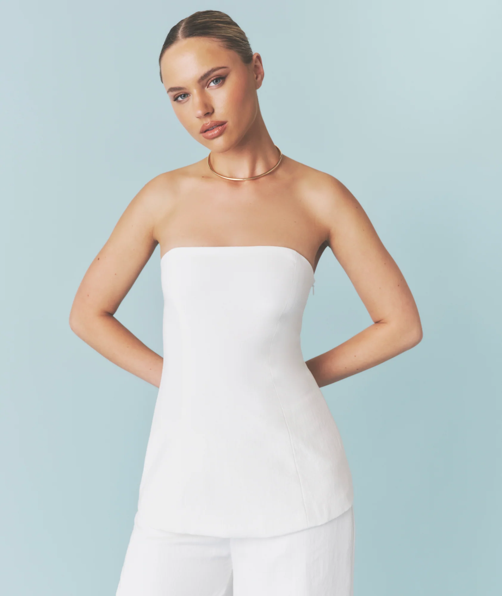 Textured Boned Bandeau Tailored Longline Top - White